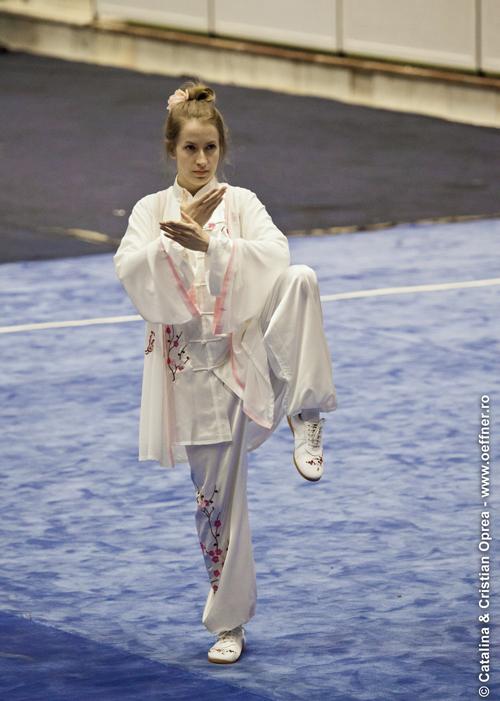 041-Wushu-Taolu-oeffner.jpg