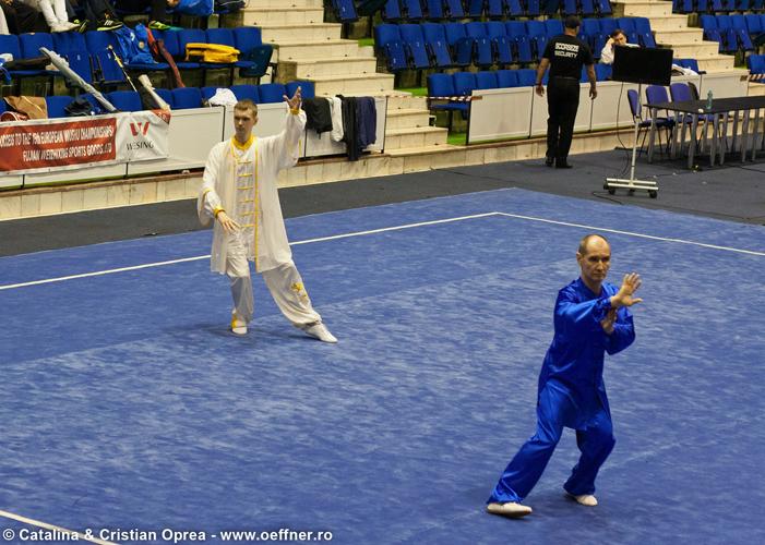 043-Wushu-Taolu-oeffner.jpg