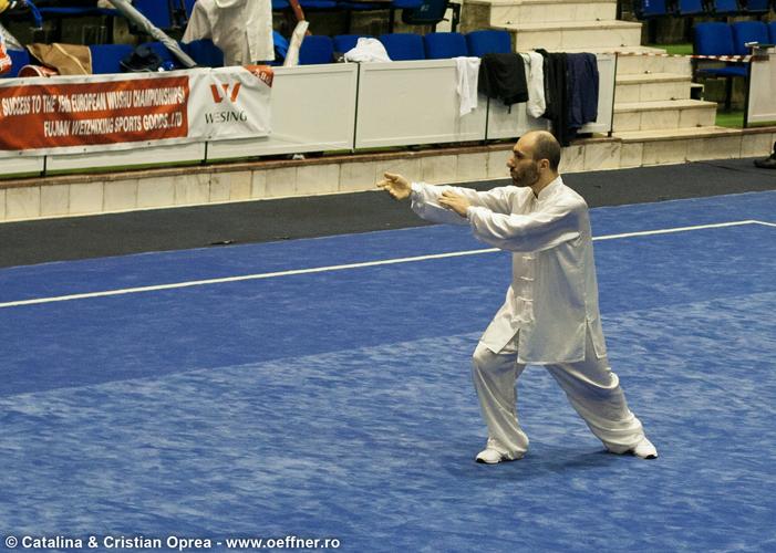 050-Wushu-Taolu-oeffner.jpg