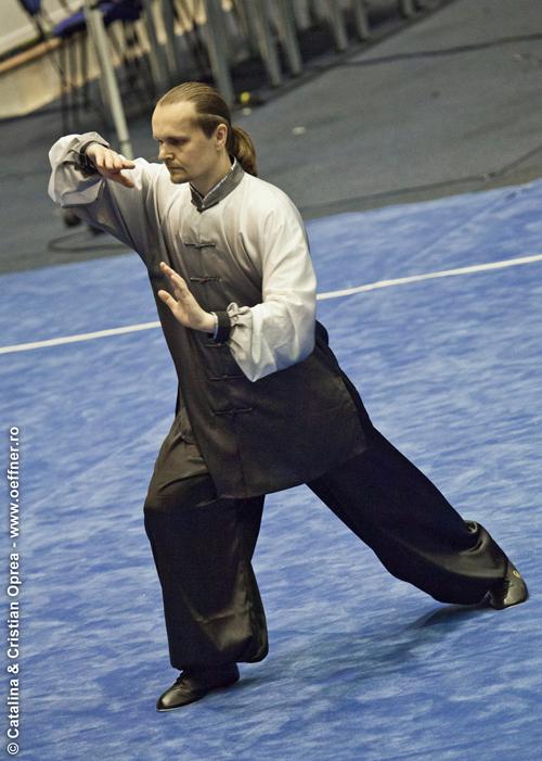 055-Wushu-Taolu-oeffner.jpg