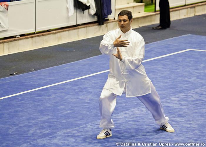 083-Wushu-Taolu-oeffner.jpg