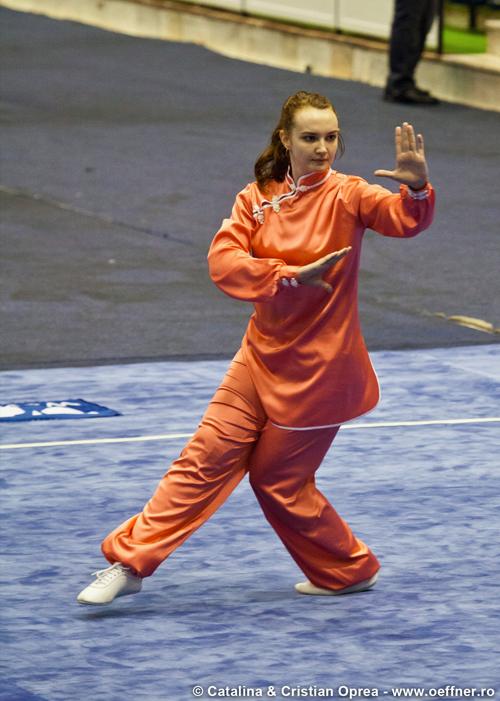 096-Wushu-Taolu-oeffner.jpg