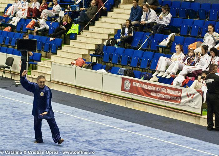 131-Wushu-Taolu-oeffner.jpg