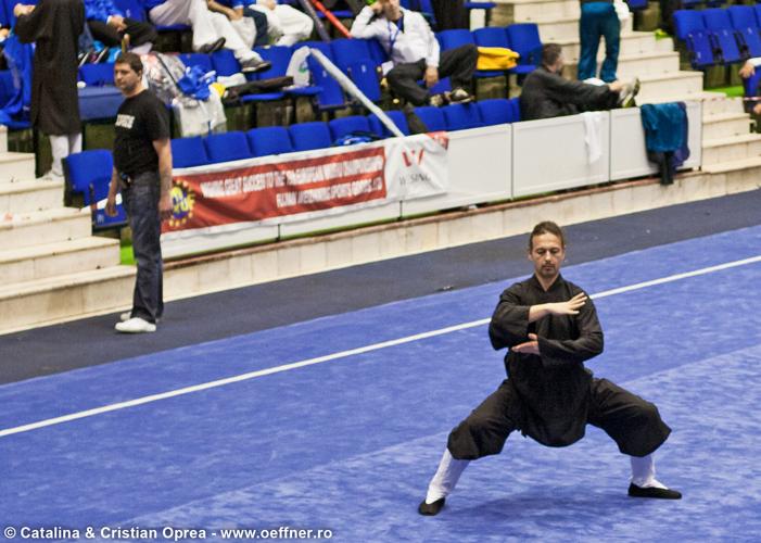 140-Wushu-Taolu-oeffner.jpg