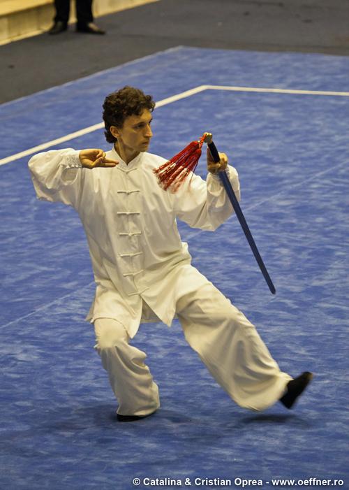 239-Wushu-Taolu-oeffner.jpg