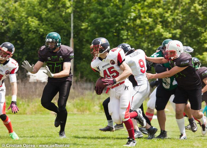 061-Fotbal-American-BW-vs-Predators-Cristian-Oprea.jpg