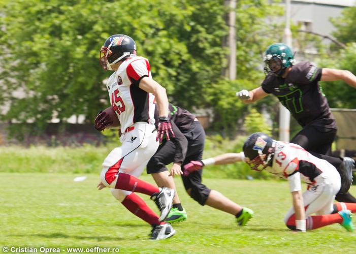 062-Fotbal-American-BW-vs-Predators-Cristian-Oprea.jpg