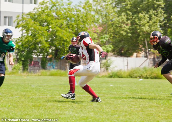 063-Fotbal-American-BW-vs-Predators-Cristian-Oprea.jpg