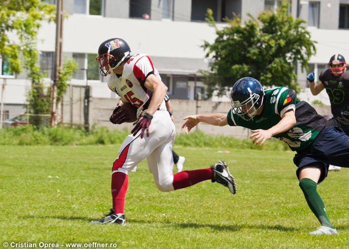 064-Fotbal-American-BW-vs-Predators-Cristian-Oprea.jpg