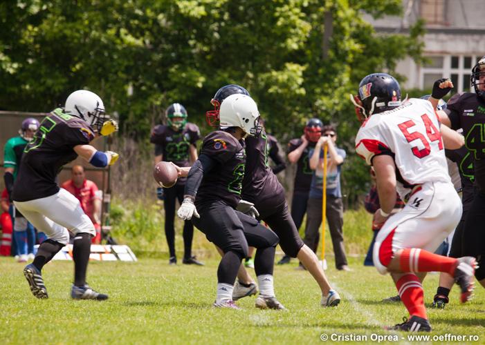 071-Fotbal-American-BW-vs-Predators-Cristian-Oprea.jpg