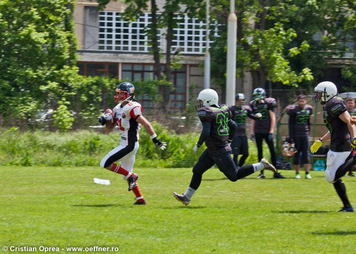 102-Fotbal-American-BW-vs-Predators-Cristian-Oprea.jpg