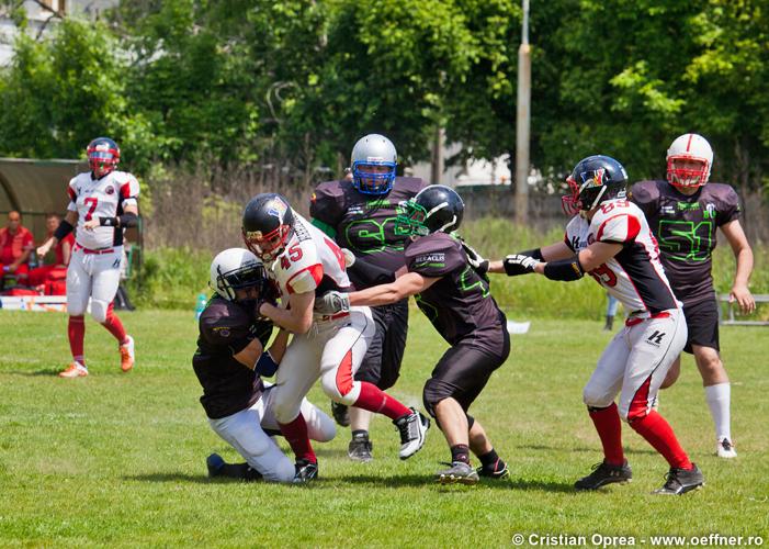 180-Fotbal-American-BW-vs-Predators-Cristian-Oprea.jpg