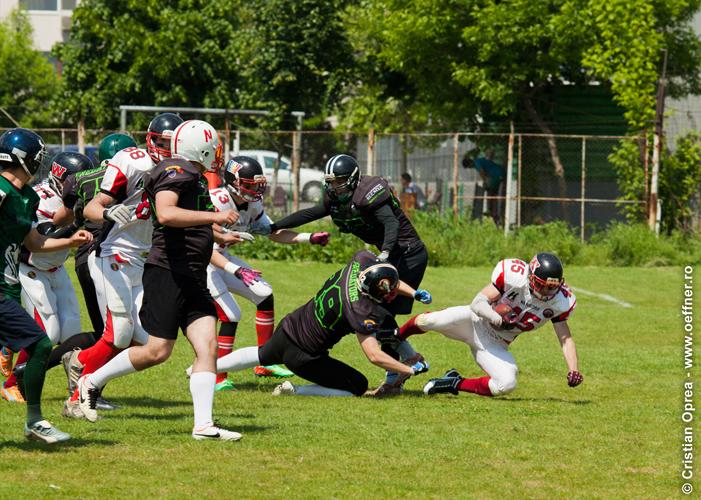 212-Fotbal-American-BW-vs-Predators-Cristian-Oprea.jpg