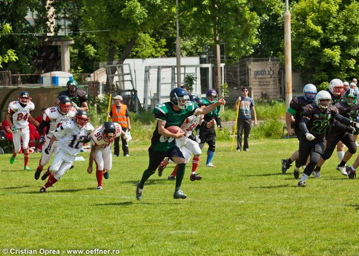 260-Fotbal-American-BW-vs-Predators-Cristian-Oprea.jpg