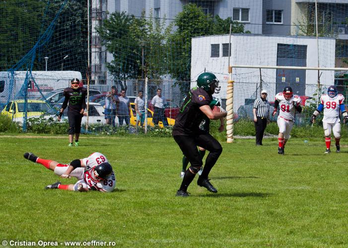 324-Fotbal-American-BW-vs-Predators-Cristian-Oprea.jpg