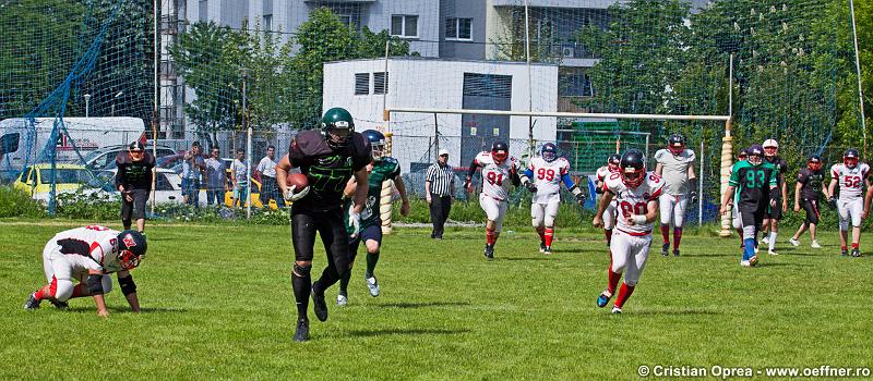 325-Fotbal-American-BW-vs-Predators-Cristian-Oprea.jpg