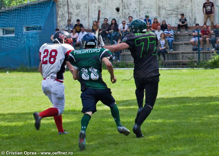 330-Fotbal-American-BW-vs-Predators-Cristian-Oprea.jpg